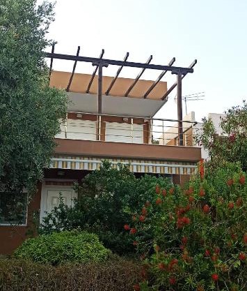 Δίπλα στο κύμα -Βeside the wave