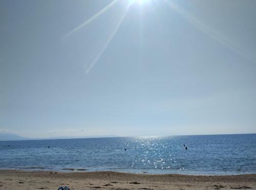 ΘΑΛΑΣΣΙΝΉ ΑΥΡΑ