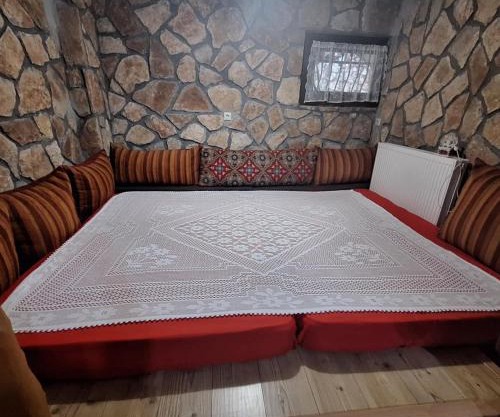 Το Πέτρινο της Γιαγιάς