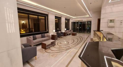 أجم الخالدية AJM Al-Khalidiayh المضيف عبدالله الشعلان