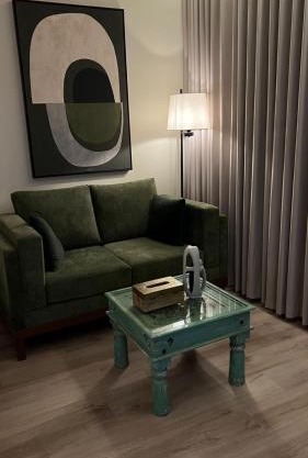 استديو أنيق كلاسيكي