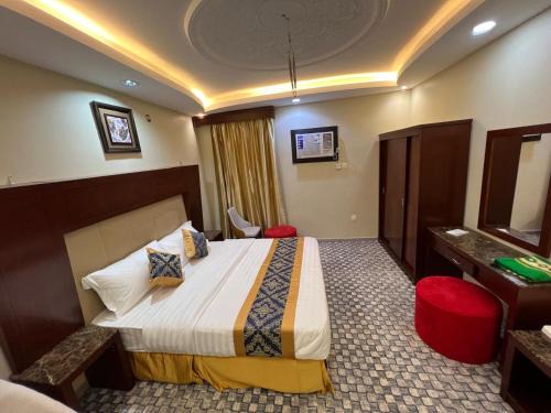 الشاطئ الذهبي