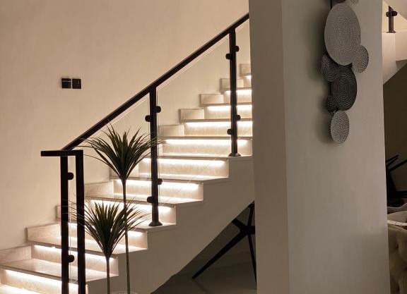 شاليه اند هوم