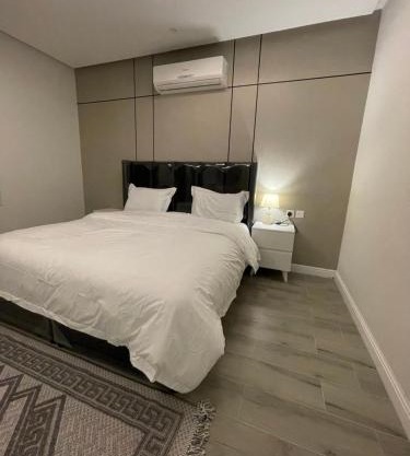 شقة غرفه وصاله بتصميم مودرن وفندقي