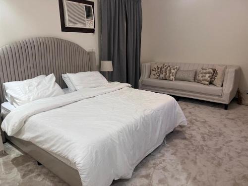 شقة فاخرة بحي الصفا