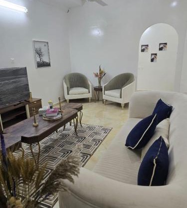 شقة مميزة غرفتين وصالة جيزان - وصول ذاتي