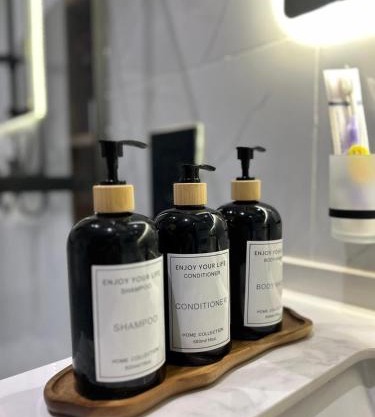 غرف فندقية بمدخل خاص - عمارة سكنية