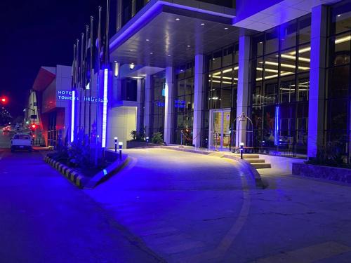 فندق تاورز - الفندقية