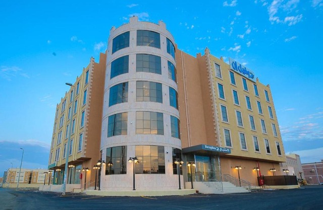 فندق يحي محمد عسيري طيري الفندقية دوفيل ان