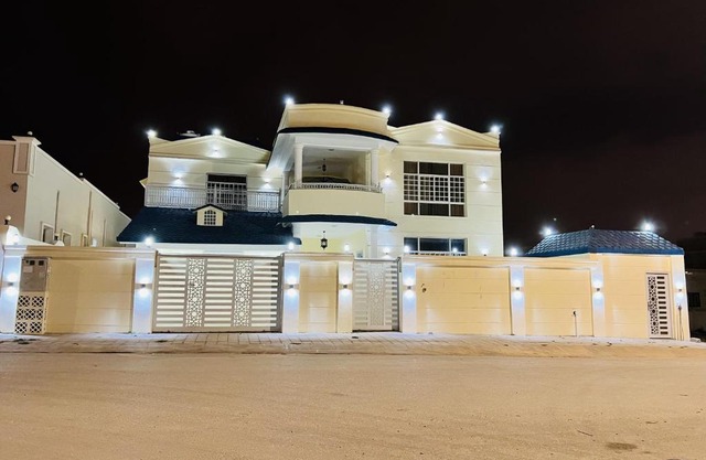 فيلا المزار villa almazar