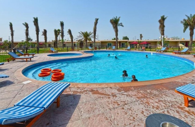 لافونتين البحيرة