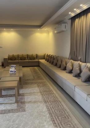 مزرعه غرفتين وخيمه تراثيه ومرافق العاب متنوعه