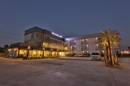 โรงแรม เดอะโมเดล การ์เด้น