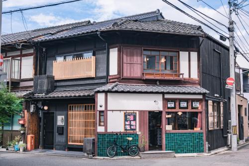 町屋 月 Machiya Tsuki