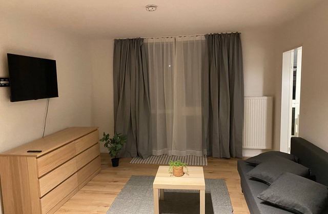 1 1/2 room apartment with terrace, kitchen & bathroom - TV - WiFi - parking space