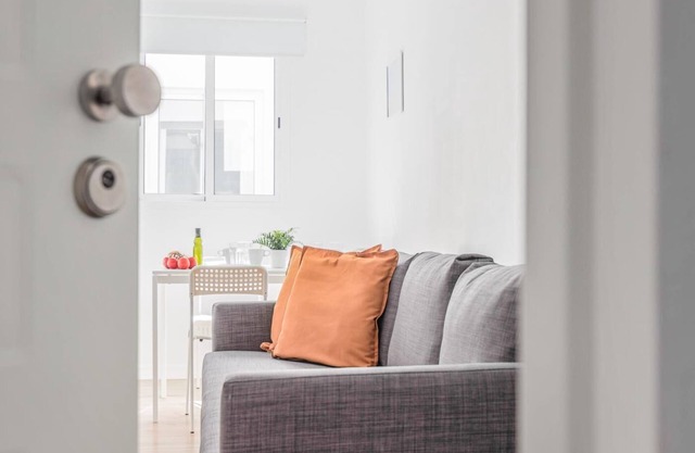 1 Apt 2 BR Algaba Terraza