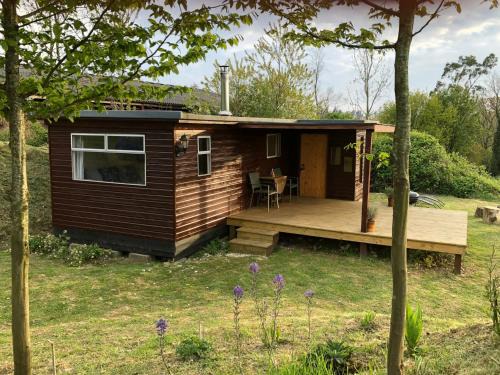 1 Bed Cabin - Sleeps 2 - 15 mins from Lyme Regis