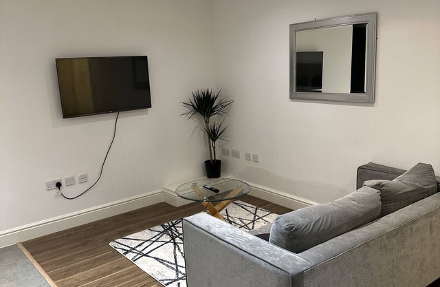 1 Bed Flat in Hoxton Street, Shoreditch