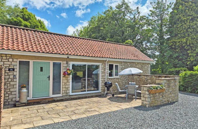 1 bedroom accommodation in Nawton, near Helmsley