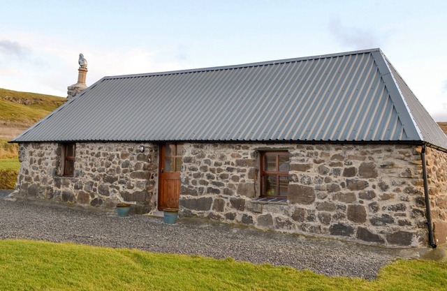 1 bedroom accommodation in Clachan, Staffin