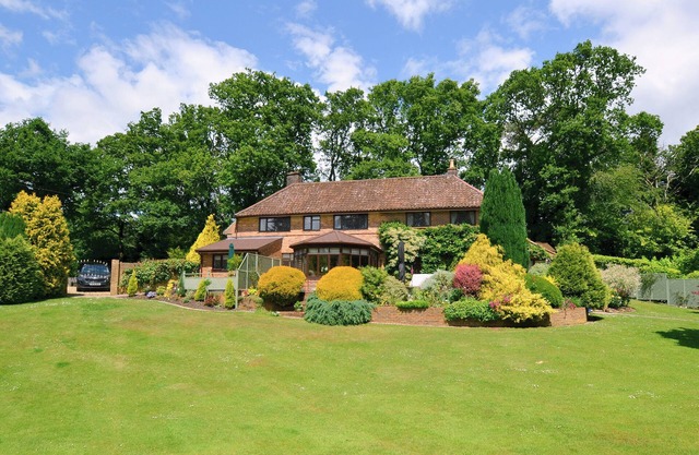 1 bedroom accommodation in Picket Hill, near Ringwood