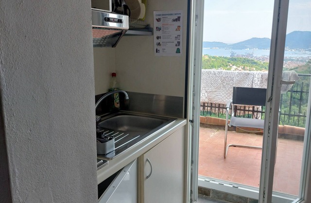 1 Bedroom Agritourism property in Valeriano Lunense