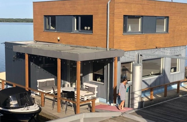 1. floating vacation home Möwe 1 - Floating vacation homes Gräbendorfer See