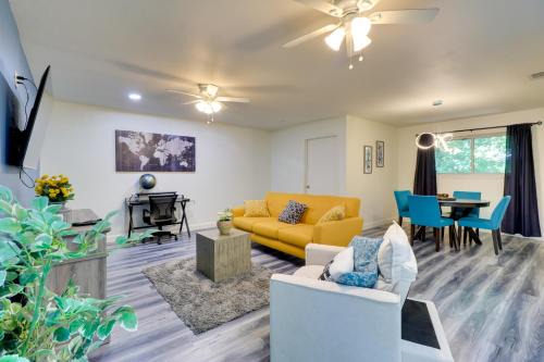 1 Mi to Dtwn and Fenced Yard Georgetown Getaway!