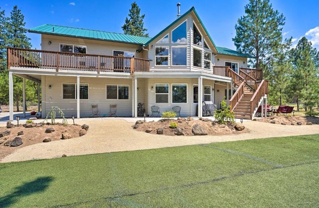 10-Acre Bend Home Less Than 4 Mi to Old Mill District