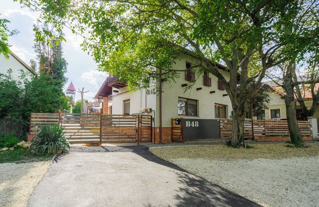 10 minutes from Budapest Family apartment