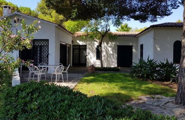 100 meters from the beach with barbecue