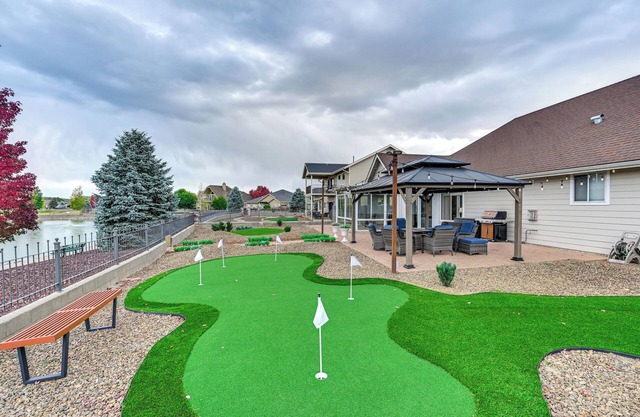 12 Mi to Flagstaff: Pet-Friendly Home w/Sunroom!