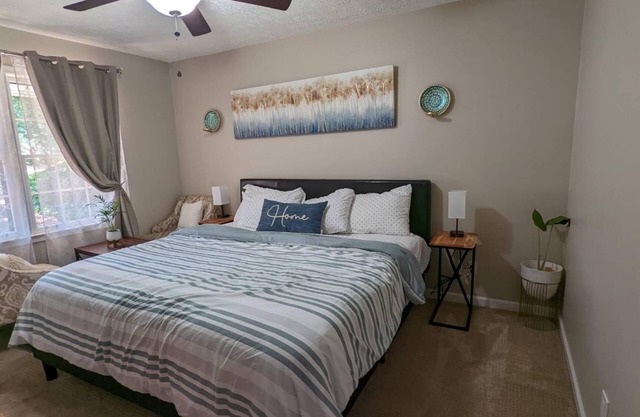 1303 Colony Dr Marietta - Full Home