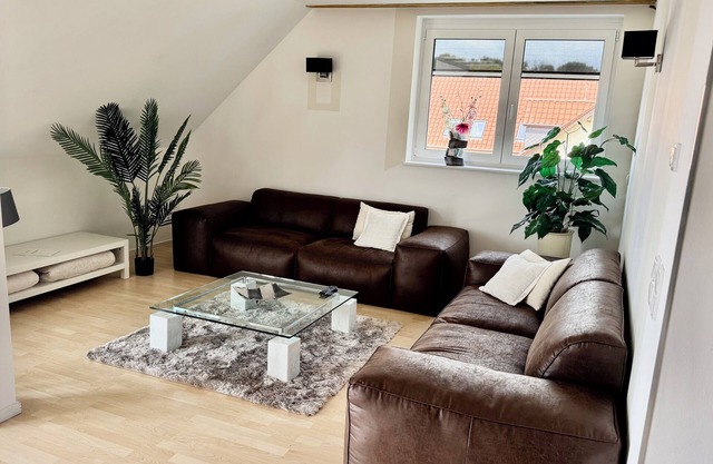 150sqm luxury apartment on Bornstedt - very good transport links