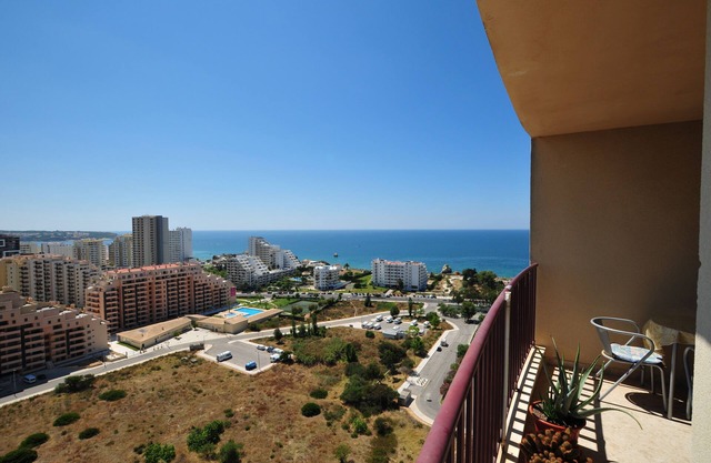 16th Floor Clube Praia Mar Apartment with Spectacular Ocean and River View