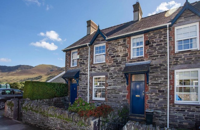 17 Victoria Terrace - Perthi