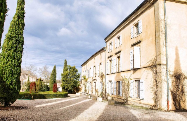 17th century estate in the heart of Lauragais with vast wooded park