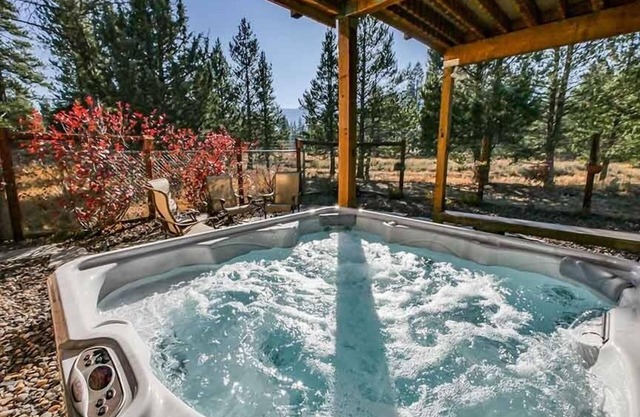 1884 Bakersfield 5 Bedroom Home by RedAwning