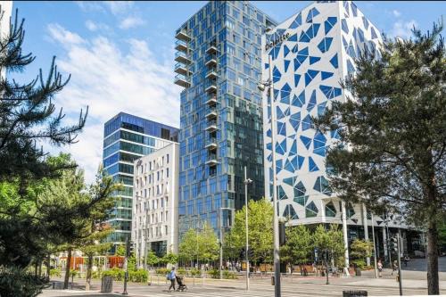 18th Flr Gem Oslo Views & Luxury