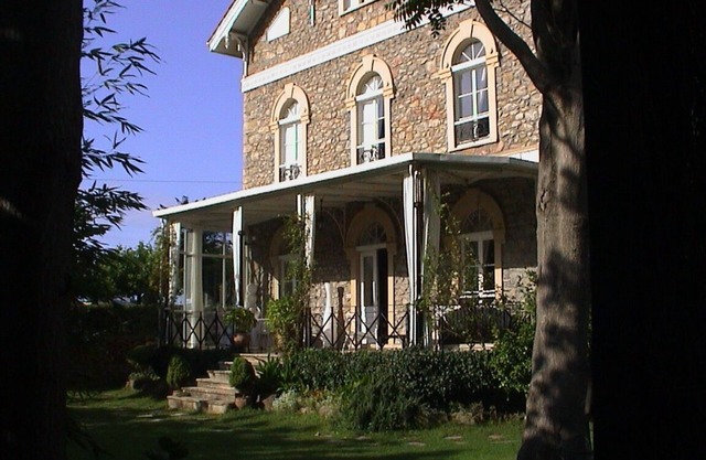 19C charming & large house, sea views, beach at 150m, private garden