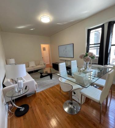 1BR Apt in Sunnyside 15 min to Manhattan
