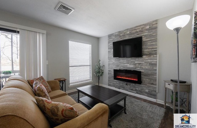 1BR Walk-In Condo - 2 Pools - FREE TICKETS INCLUDED - PR40-10