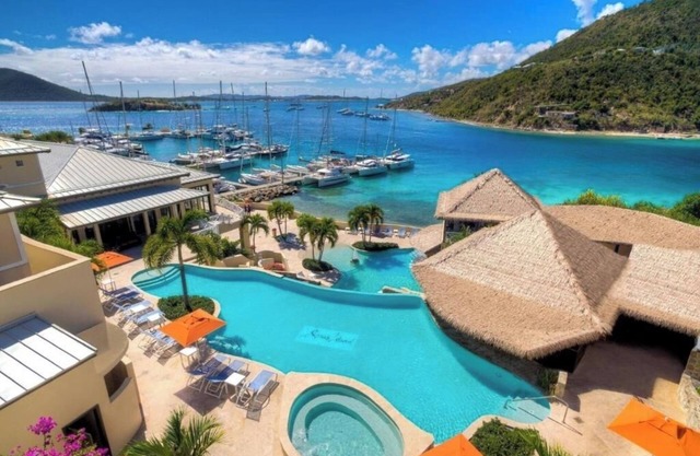 2 Balcony Rooms with Quick Access to Snorkeling Trails & Sandy Beaches