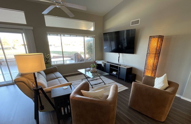 2 bd 2 bth in GOLF RESORT
