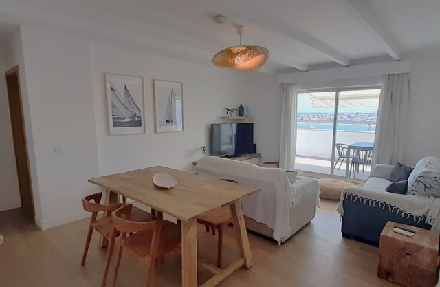 2 Bed Apartament in Praia da Rocha with aircon and wifi