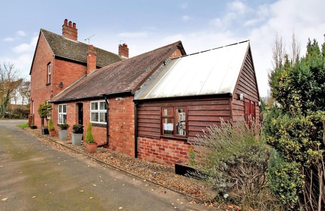 2 Bed Comfortable House near Elgar's Birthplace