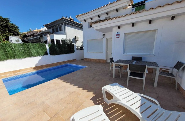 2 bed semidetached villa with private pool and solarium