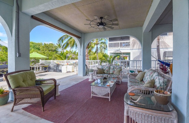 2 Bedroom 2 bath Canal front home on Big Pine Key