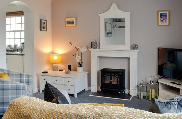 2 bedroom accommodation in Gatehouse of Fleet