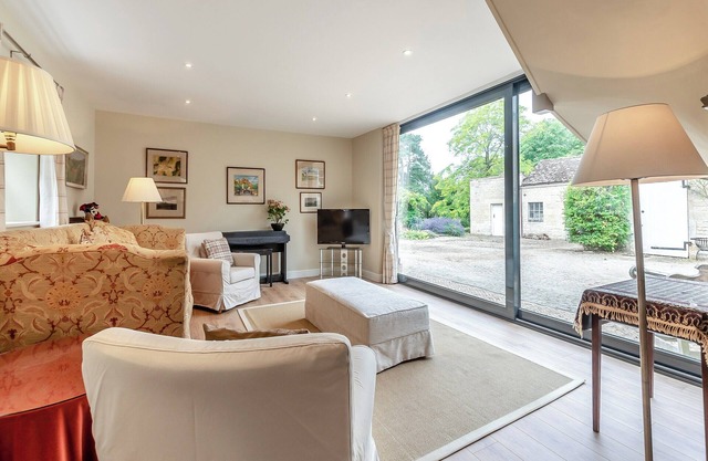 2 bedroom accommodation in Lenton, near Grantham